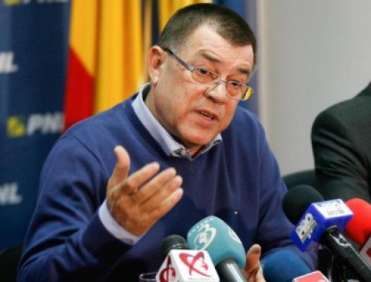 Stroe, întrebat dacă PNL ar trebui să rămână la guvernare: Da, e obligatoriu